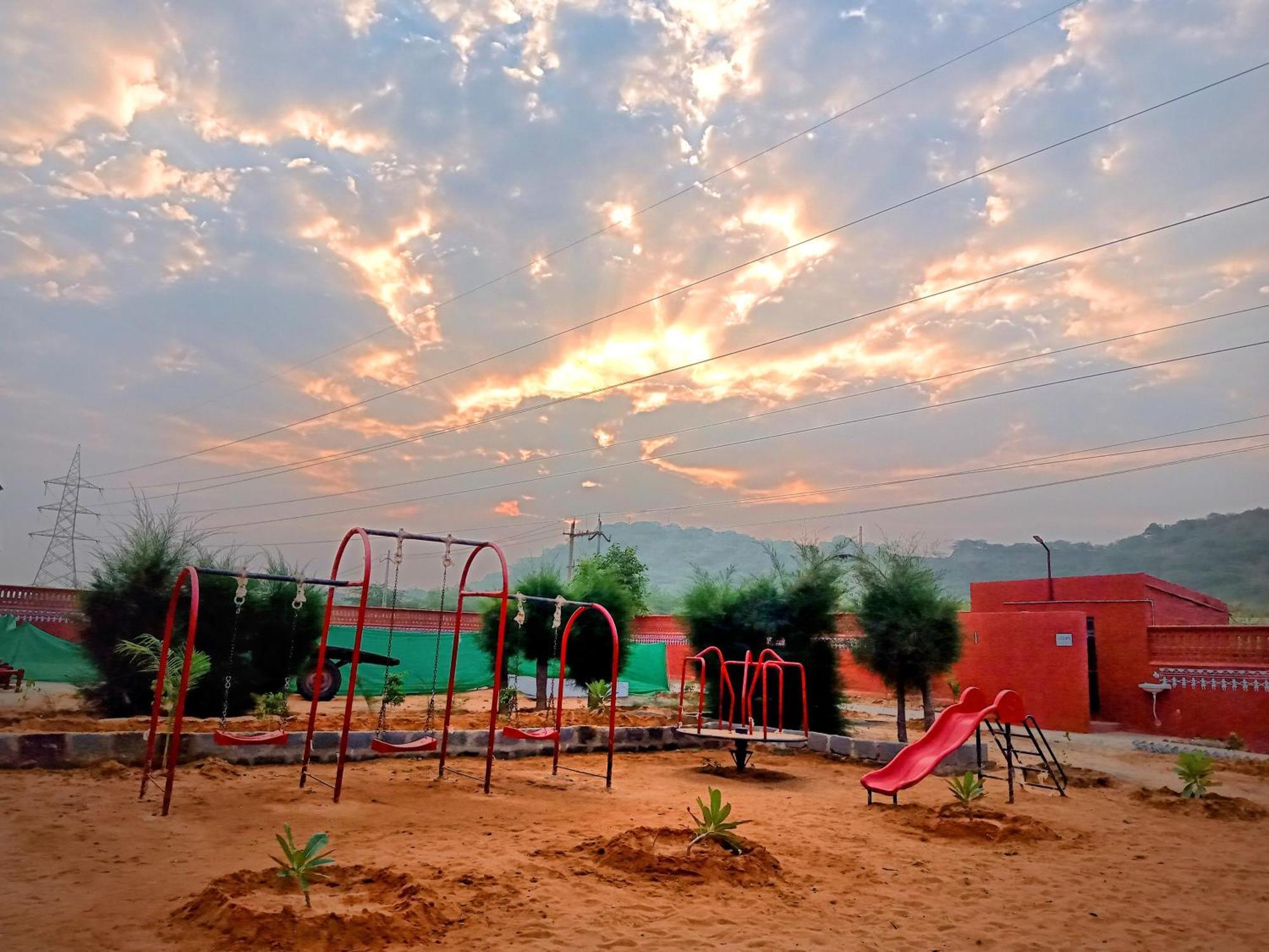 Santkrupa Villa Resort Nakhtrana Exteriér fotografie